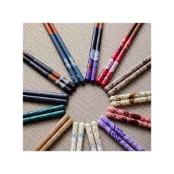 Baguettes laquées 21cm Esquisses Jaune - Kiki la petite sorcière