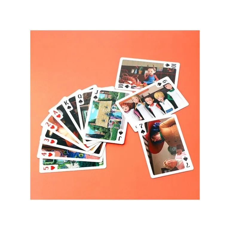 Cartes à collectionner - Aya et la sorcière