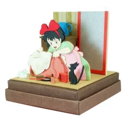 Diorama papier Kiki s’envole - Kiki la petite sorcière