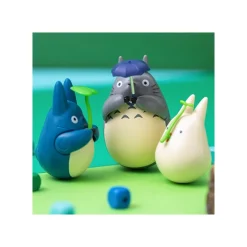 Figurine Culbuto Totoro Bleu avec feuille - Mon Voisin Totoro
