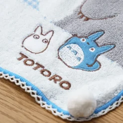 Mini Serviette Bonhomme de neige 25x25 cm - Mon Voisin Totoro