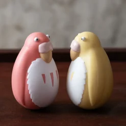 Pack 2 Figurines Roly-poly Perruches Rouge & Jaune - Le Garçon et le