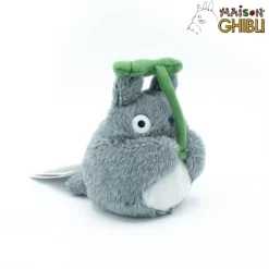 Peluche Beanbag Totoro Avec Sa Feuille - Mon Voisin Totoro